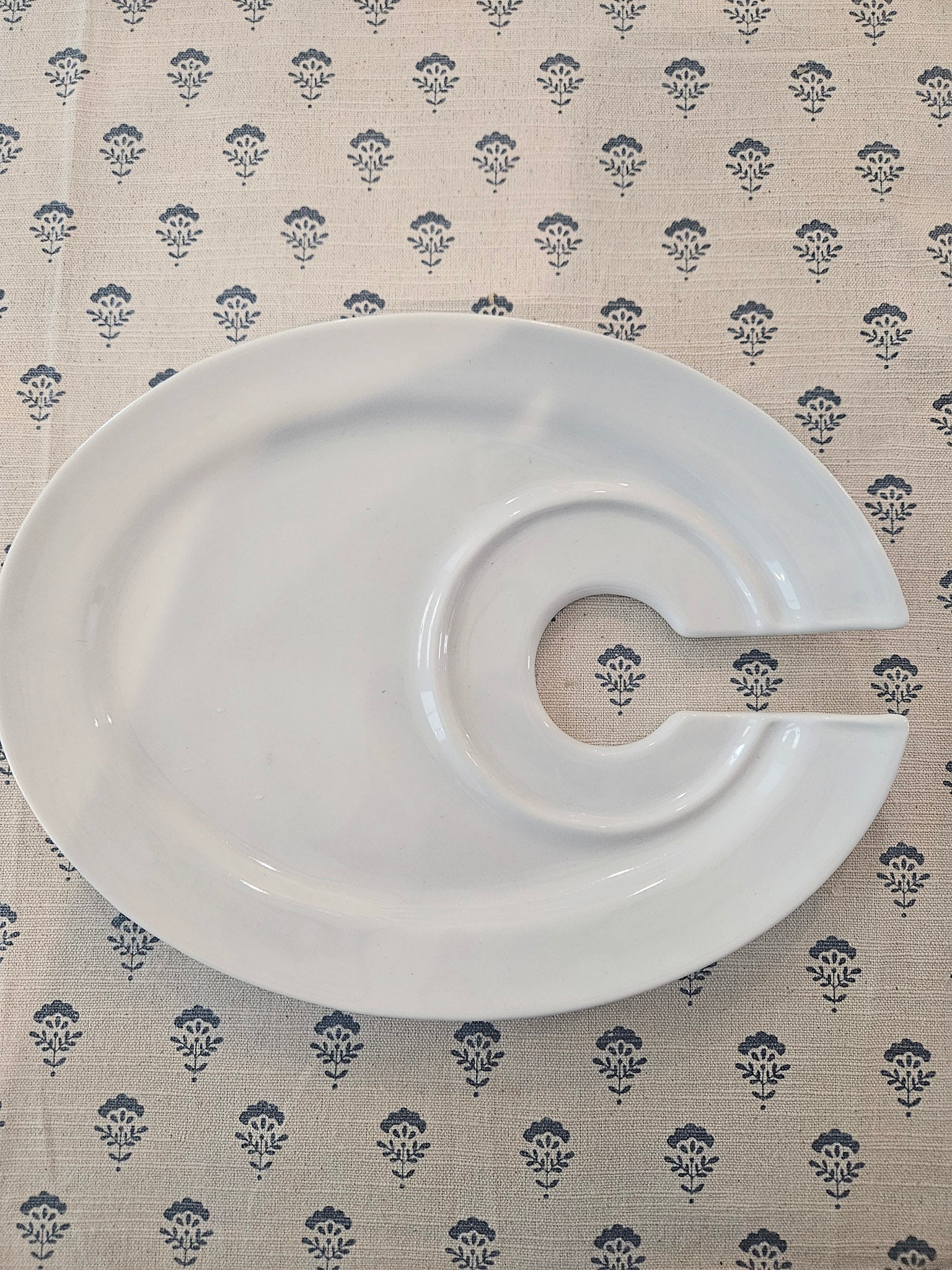 Wine and Appetizer Plate – Party Plate with Wine Glass Holder