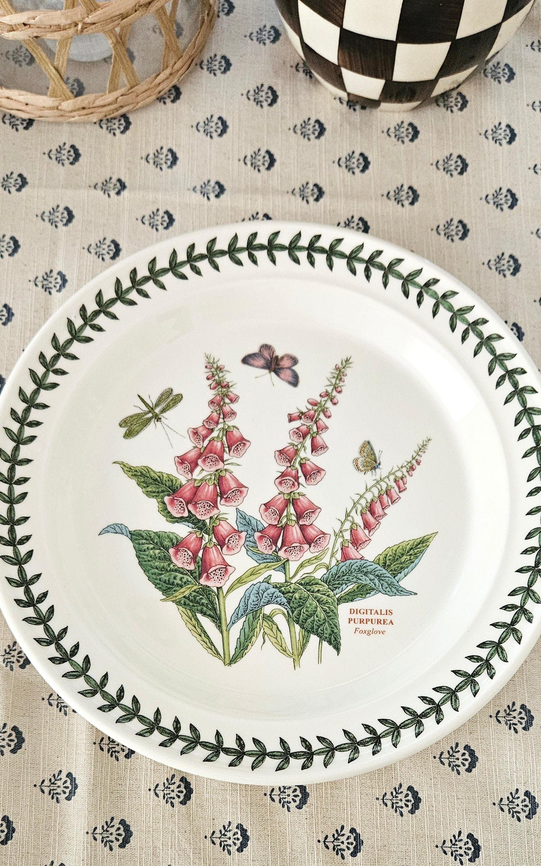 Botanical Garden Dinner Plate - Foxglove Design
