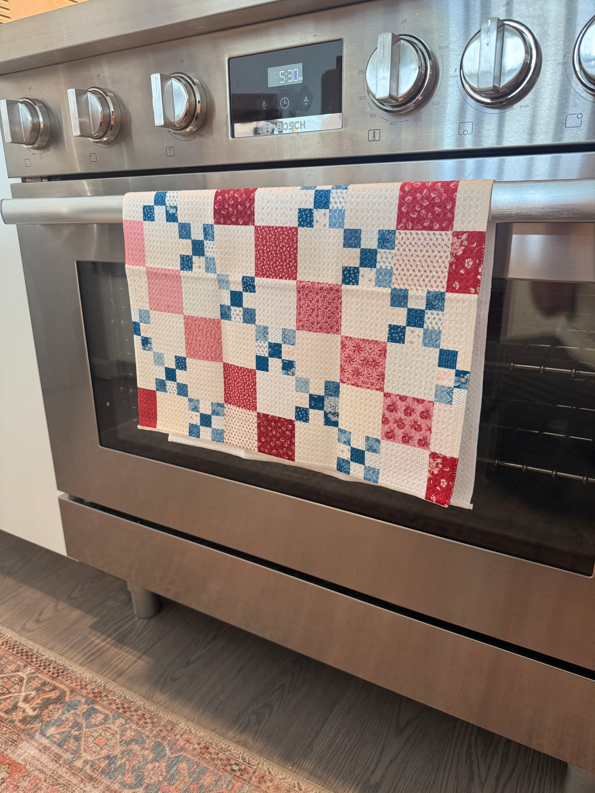 Geometric Quilt Print Kitchen Towel