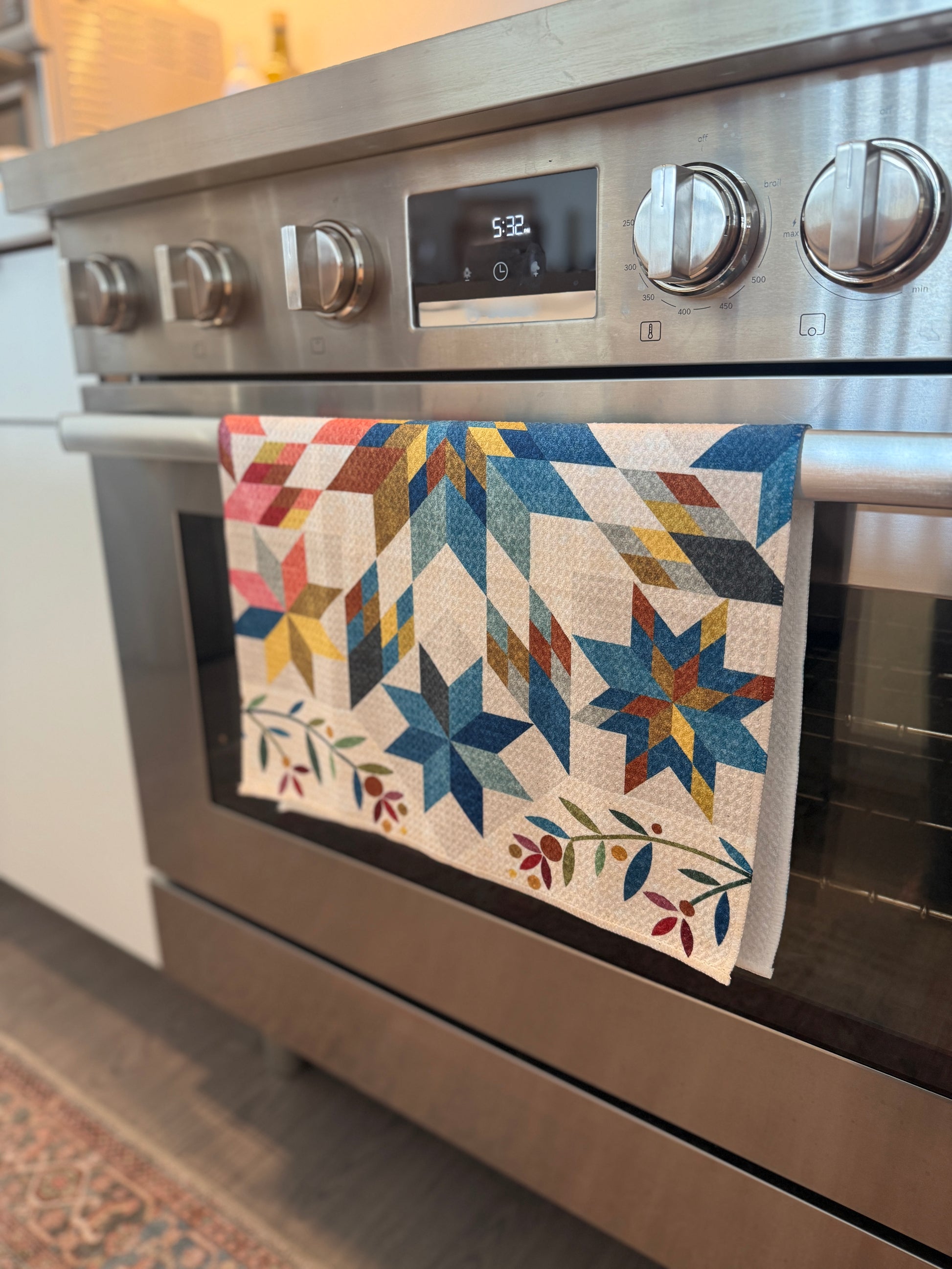 Geometric Quilt Print Kitchen Towel
