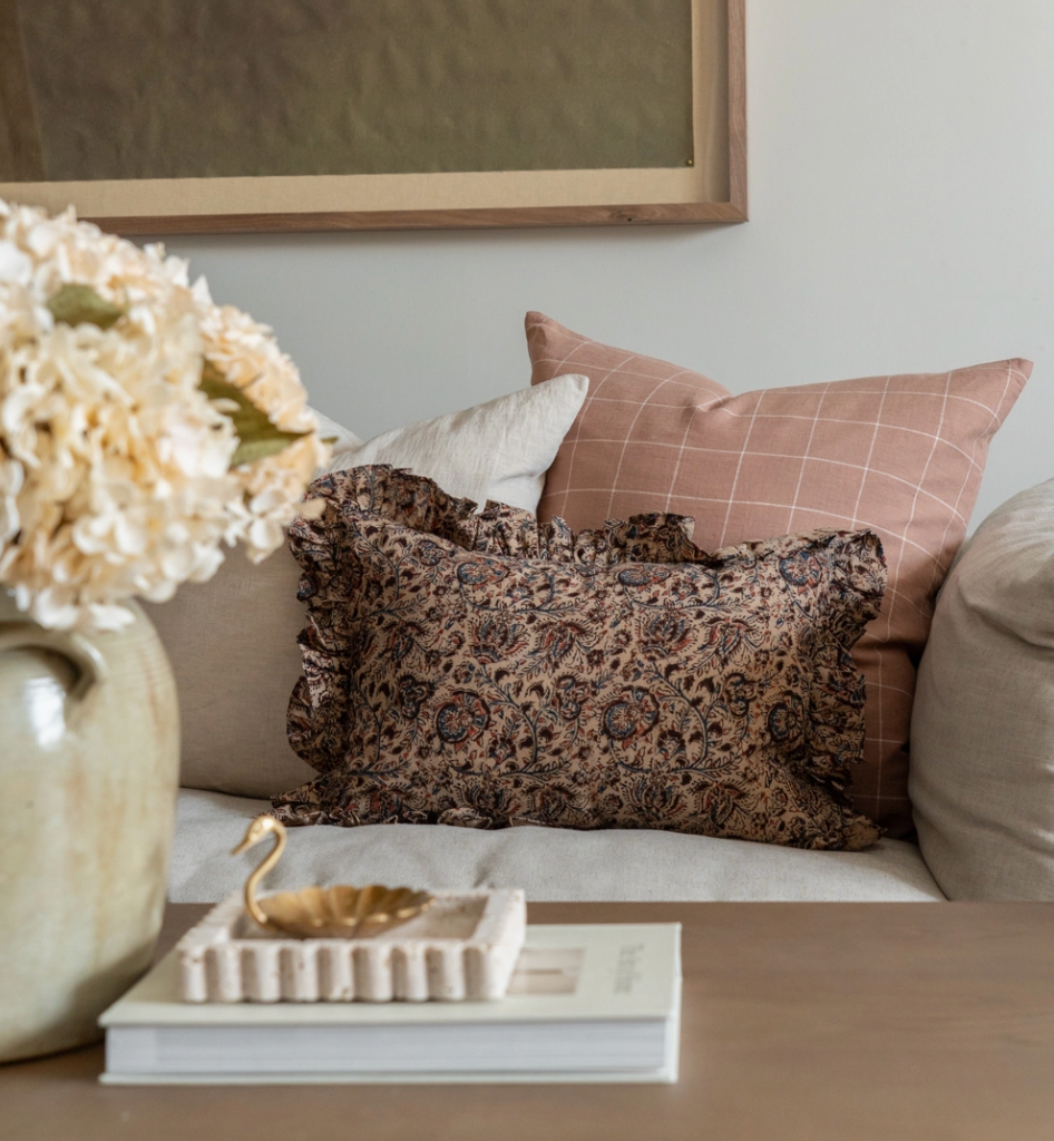 Ruffle Print Pillow Cover